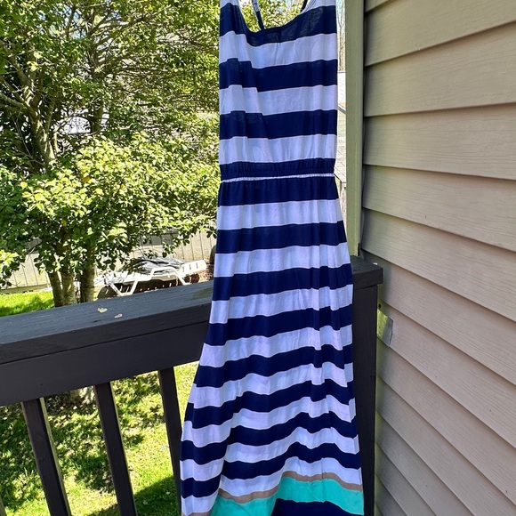 Maxi Dress (Sperry Topsider) - Picture 3 of 5